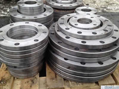 Металлопрокат, арматура, металлоизделия: Фланцы стальные